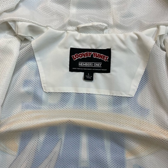 Vintage Members Only x Looney Tunes Space Jam Hooded Jacket - Picture 8 of 14